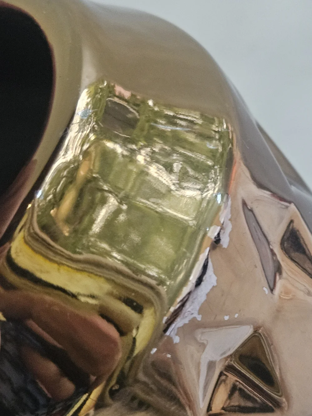 Source Unknown Gold Geometric Reflective Vase